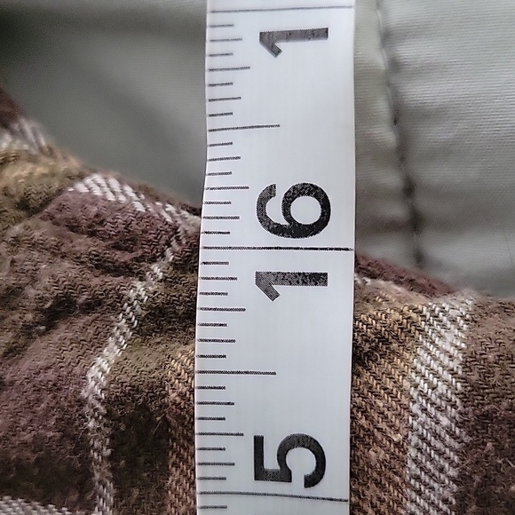 Basic Editions Boy's Button Up Long Sleeve Shirt - Picture 9 of 10